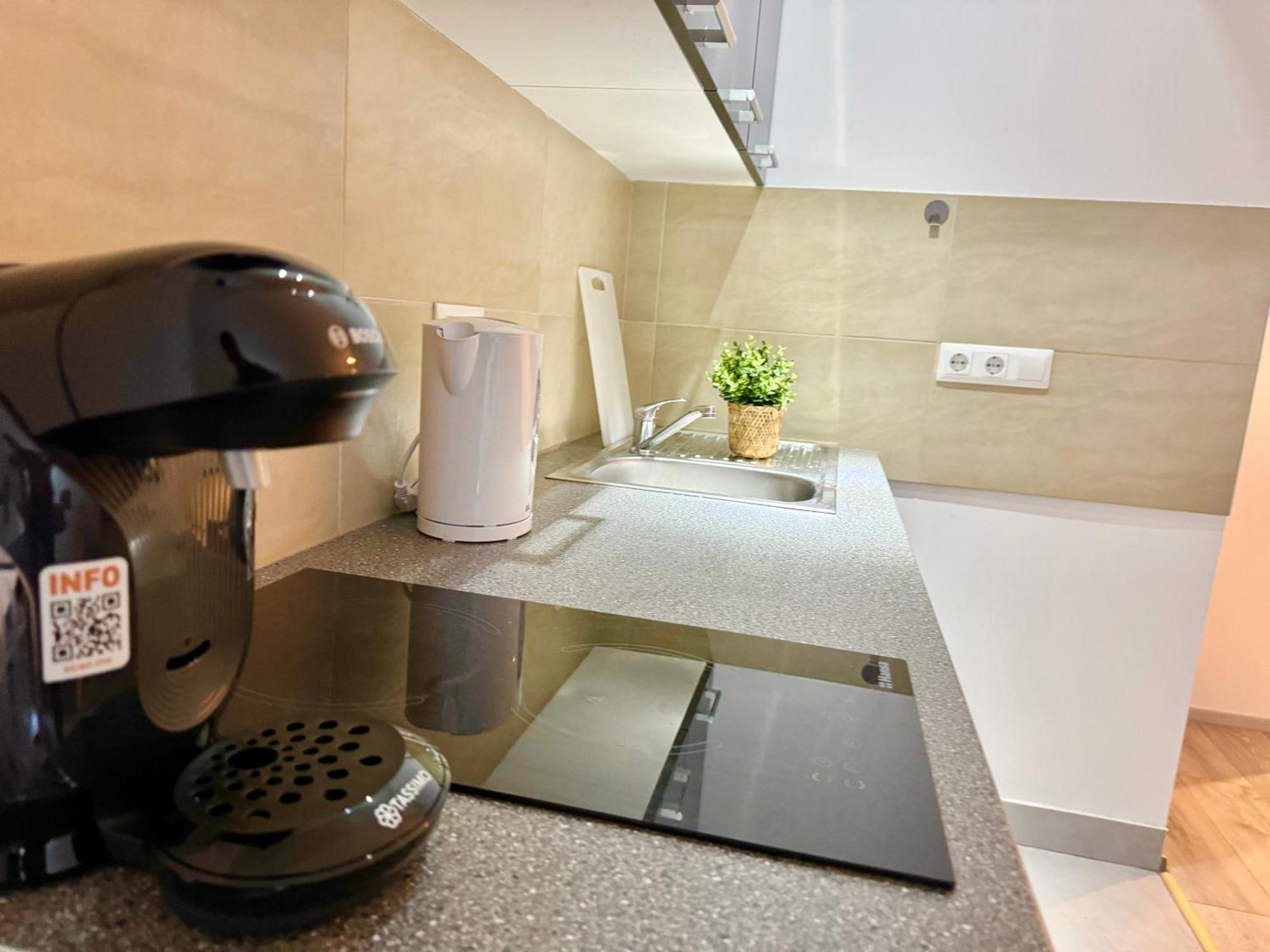 Prime Suites Near Schoenbrunn Castle Wien Exterior foto